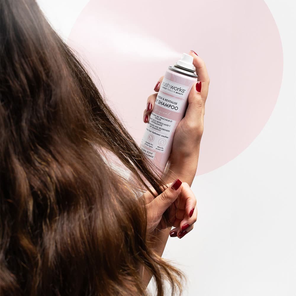 Shampoing sec floral rafraîchissant et revitalisant Brushworks – 200 ml – Image 3